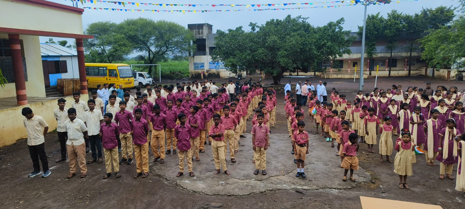 श्री समर्थ आश्रम शाळा – दैनिक सकाळी परिपाठ
