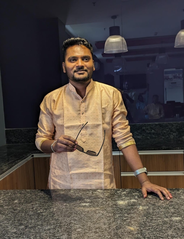 लक्ष्मण महत्तम देवकते